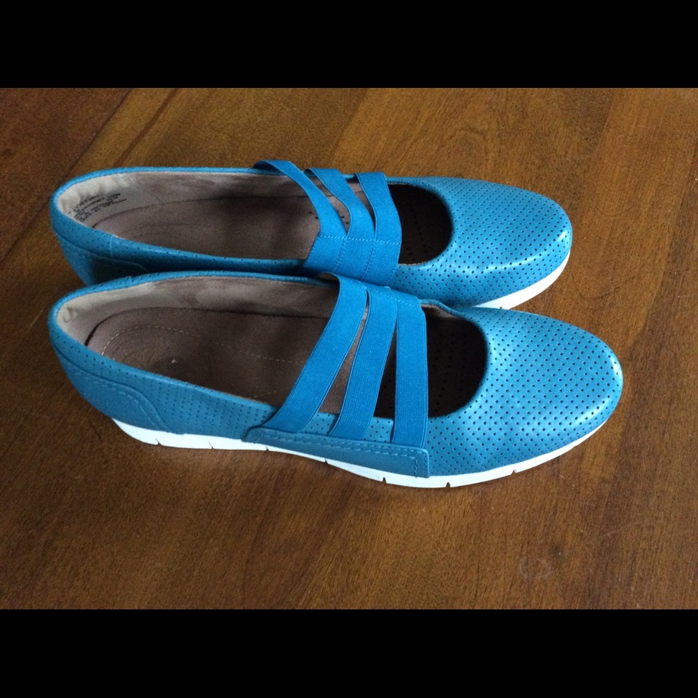 Clark’s shoes